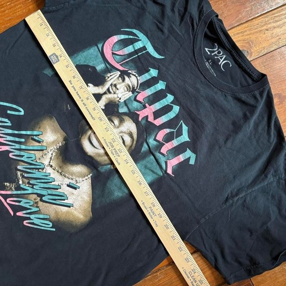 Tupac tee - Picture 4 of 5